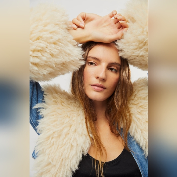 New BlankNYC  course denim jacket coat in blue - Picture 9 of 14